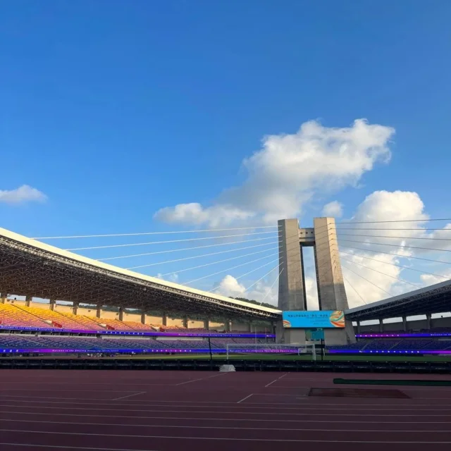 巴塞罗那赛果揭晓：焦点对决与精彩时刻全面解读